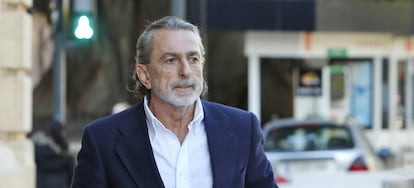 El cabecilla de la trama Gürtel, Francisco Correa, a su llegada al TSJ valenciano en febrero.