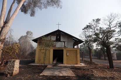 Una capilla afectada por un incendio en la zona de Patagual, en Viña del Mar.
