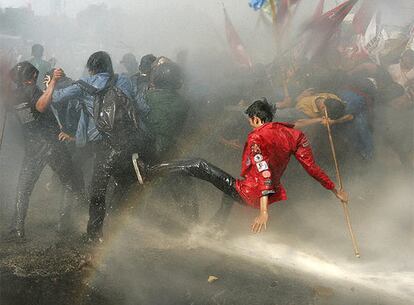 La Policía se ha empleado con especial violencia contra los manifestantes