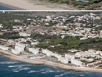 Arriba, Zahara de los Atunes, donde se demolerán las construcciones que invaden la zona pública. Abajo, arenal de los Caños de Meca, donde se quieren mejorar los accesos a la costa.