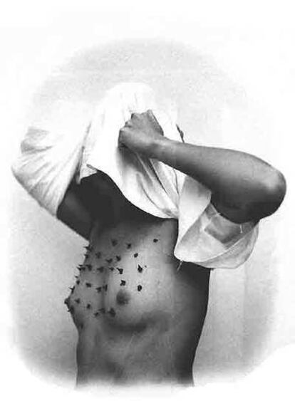'Protección', de Marta María Pérez Bravo.