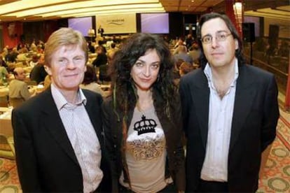 John Kennedy, Carmen París y Antonio Guisasola, de izquierda a derecha.
