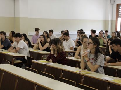 Examen de Selectividad en la Facultad de Biología de la Universidad de Barcelona, el pasado 14 de junio.