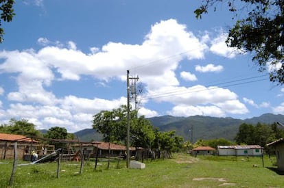 Proyecto de electrificación rural en Salama, Jutiapa, en Honduras