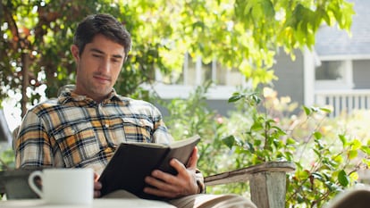 La lectura es un pasatiempo que permite aprender sobre temas muy variados. GETTY IMAGES.