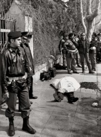 El cuerpo del político Salvo Lima, en 1992.