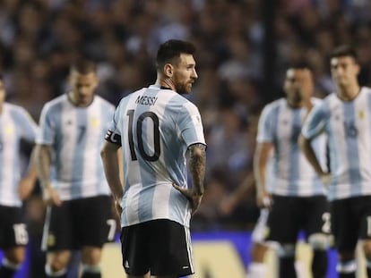 Messi, en el duelo frente a Perú en La Bombonera.