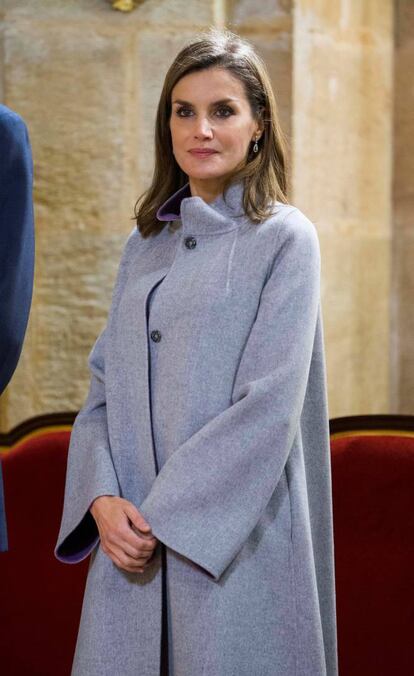 Letizia Ortiz Rocasolano era um rosto conhecido da televisão espanhola quando anunciou seu compromisso com o então Príncipe das Astúrias, em 2003. Hoje a jornalista é a rainha da Espanha.