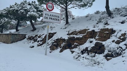 Nieve caída este domingo en Vilanova de Prades (Tarragona).