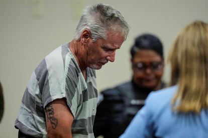 Colin Gray, padre del autor del tiroteo, en su primera comparecencia en la Tribunal del condado de Barrow, este jueves.