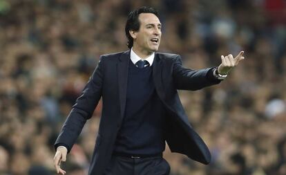 Emery durante el partido.