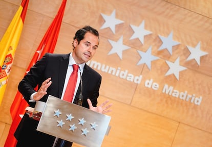 El vicepresidente de la Comunidad de Madrid, Ignacio Aguado, este viernes en rueda de prensa.