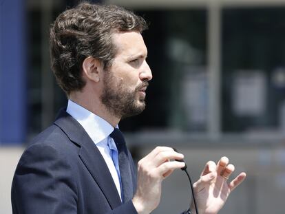 El líder del PP, Pablo Casado, este lunes en un acto de precampaña en Bizkaia.