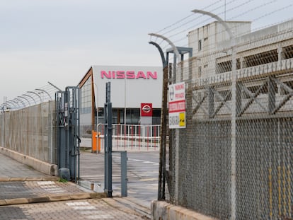 Vista de la planta de Nissan en la Zona Franca de Barcelona, que anunció el cierre de sus plantas en Barcelona en 2021.