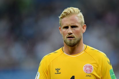 Kasper Schmeichel durante el partido de Croacia contra Dinamarca.