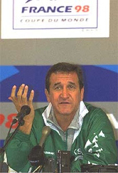 Carlos Alberto Parreira, en 1998, cuando dirigía a Arabia Saudí.