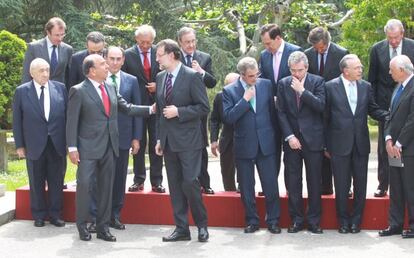 El presidente de Santander, Emilio Botín, conversa con el presidente del Gobierno, Mariano Rajoy.