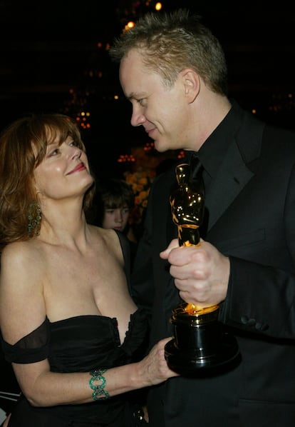 Estuvieron juntos 21 años, de 1988 a 2009, pero fue en 1995 cuando la Academia premió en la misma edición a Susan Sarandon y Tim Robbins por ‘Pena de muerte’. A ella, como Mejor Actriz. A él, como Mejor Director. Él volvería a recoger una estatuilla en 2003 por su interpretación en ‘Mystic River’. 