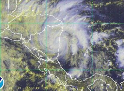 Fotografía de satélite del huracán Ida a su llegada a la costa de Nicaragua