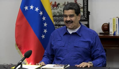 Nicolás Maduro, presidente de Venezuela, dando una desternillante explicación del 'plan conejo'.