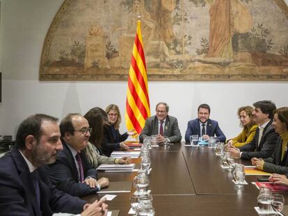 Reunión de la Mesa de Dialogo entre el Govern y algunos de los partidos del Parlament (ERC, Junts Per Catalunya, PSC, Catalunya en Comu Podem). 