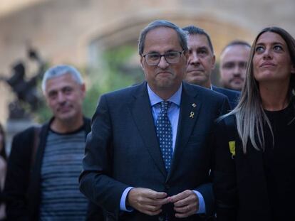 El presidente de la Generalitat, Quim Torra, recibe a los firmantes de la declaración conjunta sobre la situación política.