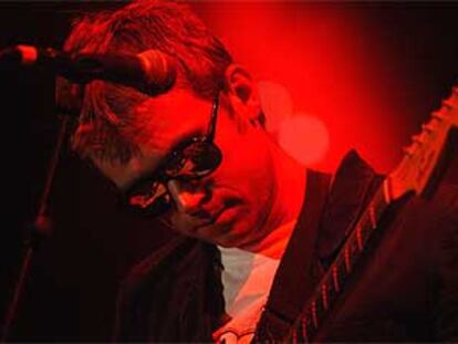Damon Albarn, durante una actuación de Blur el pasado verano en Benicàssim.
/ SANTIAGO CARREGUÍ