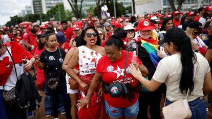 Seguidores de Lula da Siva se congregan en Brasilia para su toma de posesión el 1 de enero de 2023