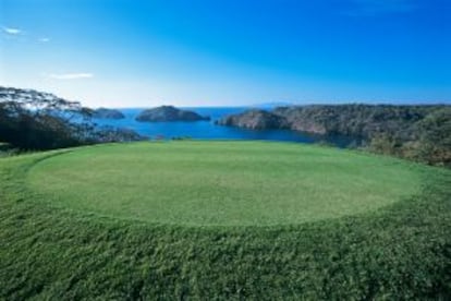 Vistas hacia el Golfo del Papagayo, en la costa del Pacífico de Costa Rica.