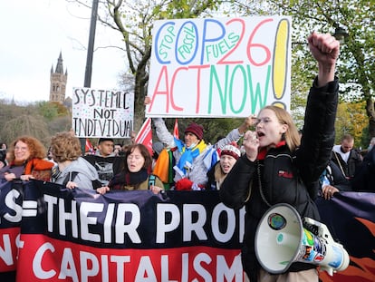 Manifestación de Fridays for Future, agrupación de jóvenes que lucha contra el cambio climático, durante la COP26 en Glasgow el 5 de noviembre de 2021.