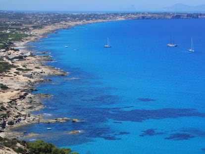 Vista del litoral de Formentera.