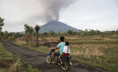 El volcán Agung, visto desde Datah.