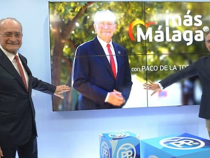 El presidente del Partido Popular de Málaga, Elías Bendodo junto al alcalde de la capital y candidato 'popular', Francisco de la Torre, en una imagen reciente.