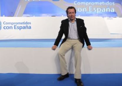 Carlos Floriano, en el escenario del congreso del partido en Sevilla.