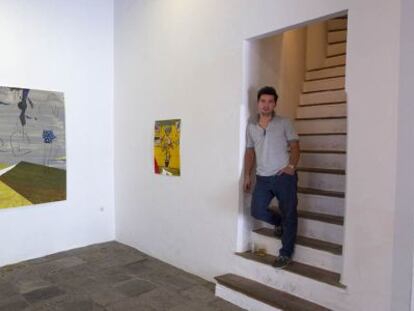 Miki Leal, ayer en la Galer&iacute;a Rafael Ortiz.