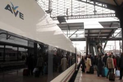 Un vagón de la línea de Alta Velocidad (AVE) que enlaza Madrid con el Norte de España.