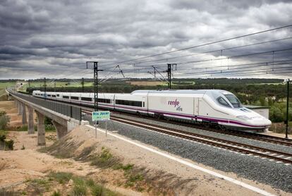 Tras el AVE, más tren de Cercanías y mercancías