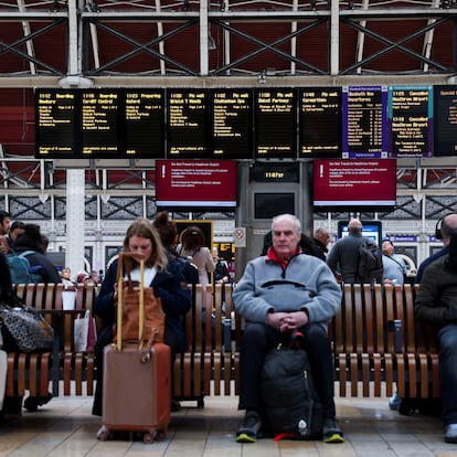 BRITAIN-HEATHROW/POWER OUTAGE