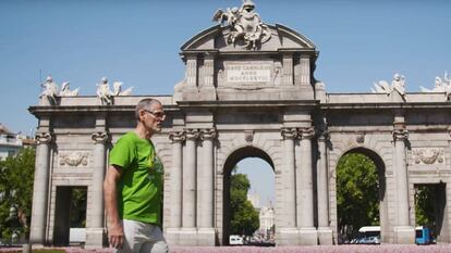 Ramón Linaza, en la puerta de Alcalá. 