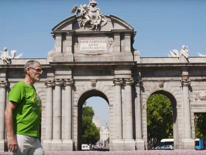 Ramón Linaza, en la puerta de Alcalá. 