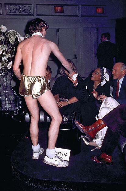 A disco dancer at Studio54 (1978).