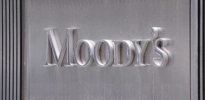 Imagen corporativa de Moody's en las oficinas de la agencia.