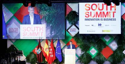 El rey Felipe VI da el discurso inaugural del South Summit 2021 en Madrid este martes.