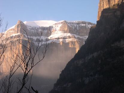 12 destinos en España ideales para este verano (y no son playas)