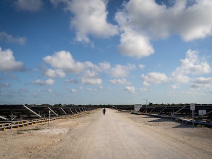 Planta solar fotovoltaica del Consorcio Energético Punta Cana Macao (CEPM), en Punta Cana, República Dominicana.