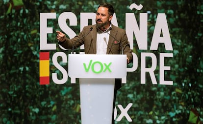 El líder de Vox, Santiago Abascal, en un acto en Ávila este martes.