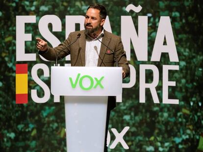 El líder de Vox, Santiago Abascal, en un acto en Ávila este martes.