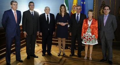 Alonso, Clouzar, Álvarez, Díaz, Merry del Val, Víboras y De Lara.