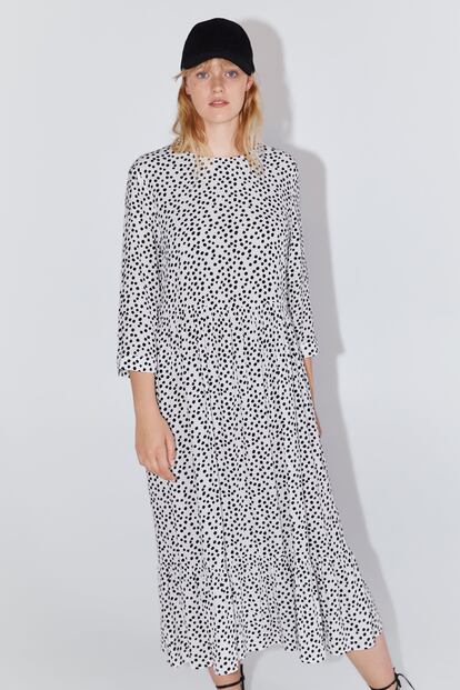 El vestido de Zara más famoso de 2019 (39,95 euros).