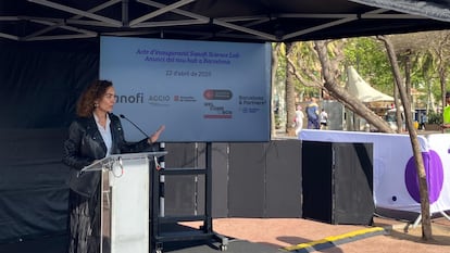 La directora general de Sanofi Iberia, Raquel Tapia, durante la inauguración del 'Science Lab'.
